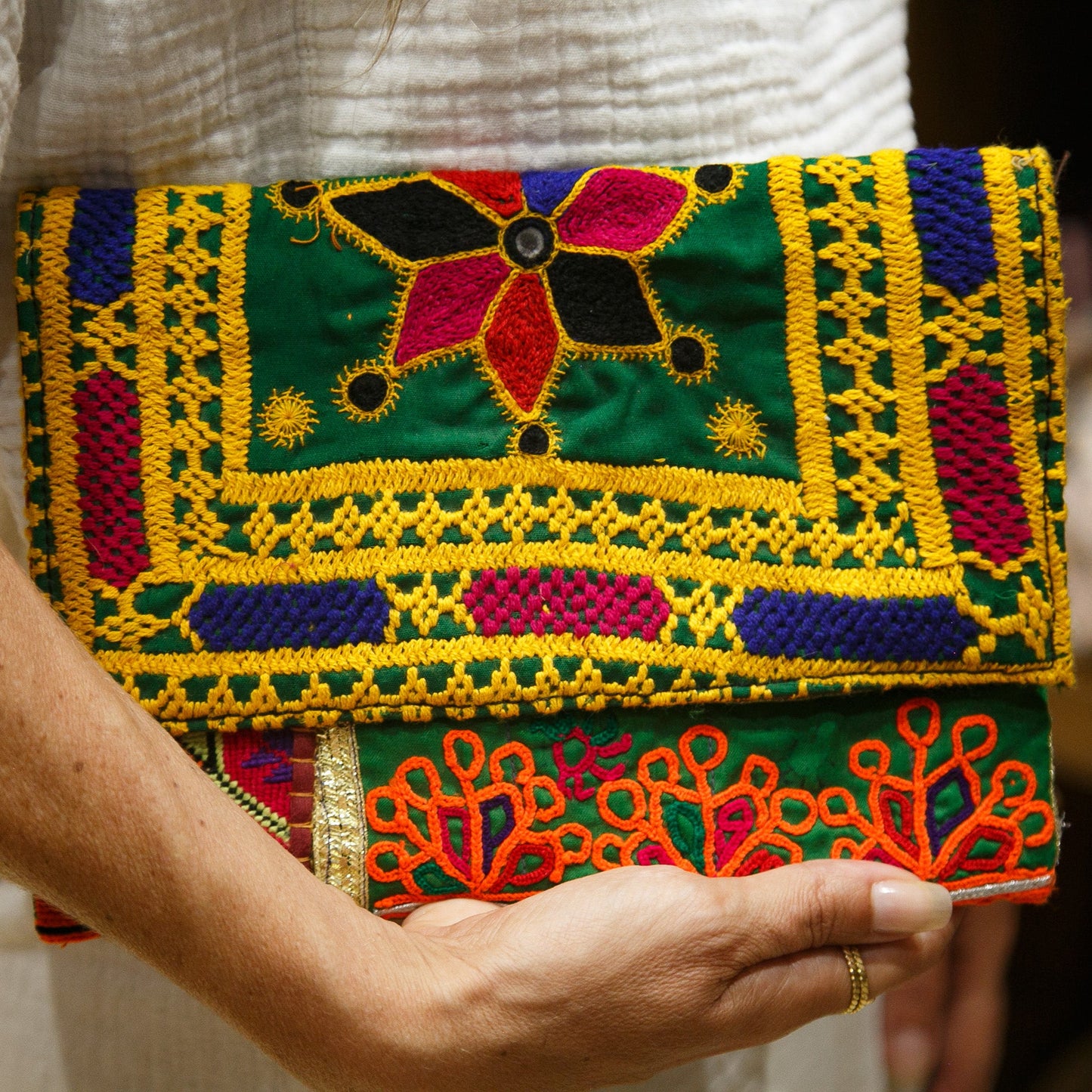 Banjara Purse M