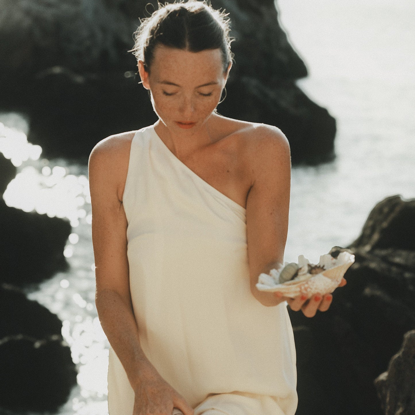 CLEO ONE-SHOULDER DRESS