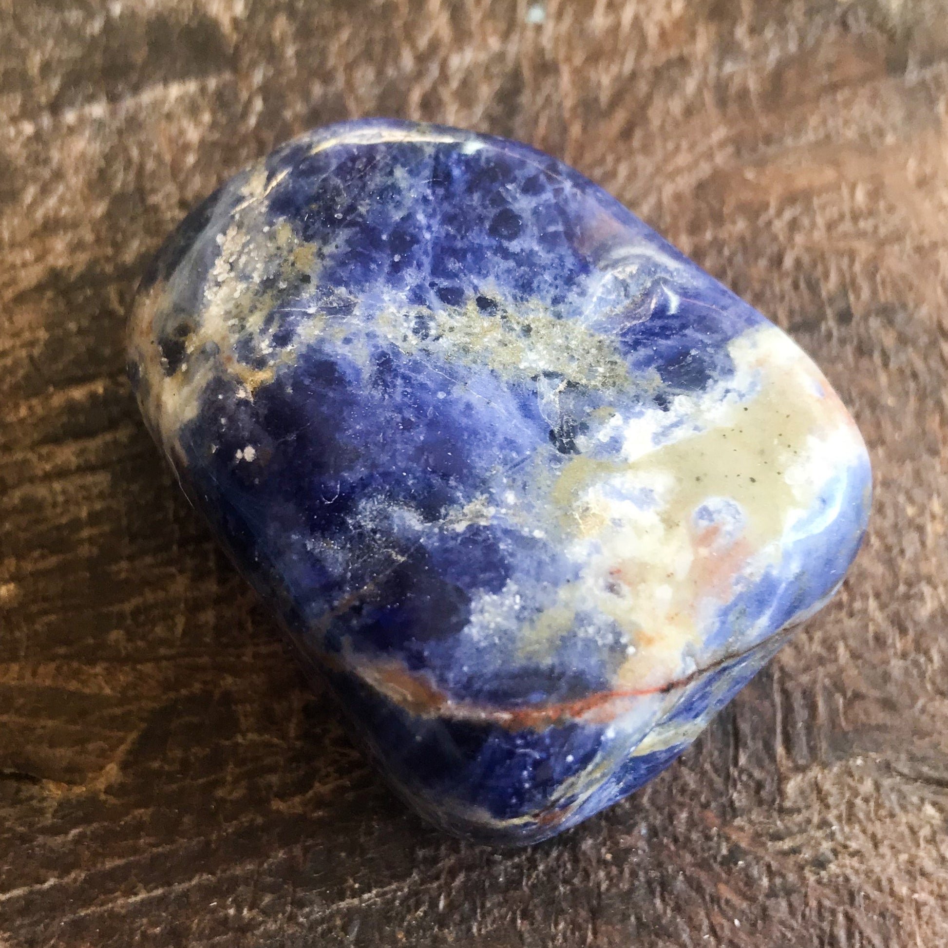 Sodalite, Crystal