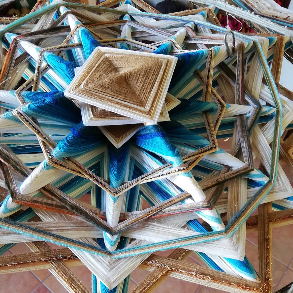 MANDALA ART BY CLOË COLLETTE