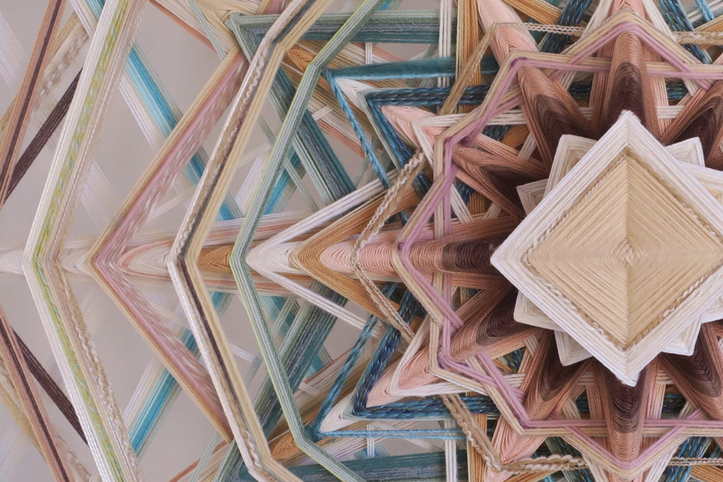 MANDALA ART BY CLOË COLLETTE